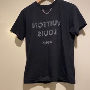 Louis Vuitton black tshirt with silver chain no longer in stores